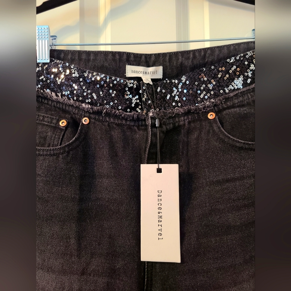 NWT Dance & Marvel Jeans Size M